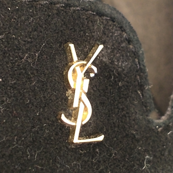 YSL Yves Saint Laurent Black Suede Shoes.(Size 37) Made in Italy. Gold-tone Logo